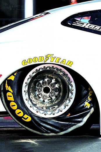 Turn the grip waaaay up!
Image: NHRA.com