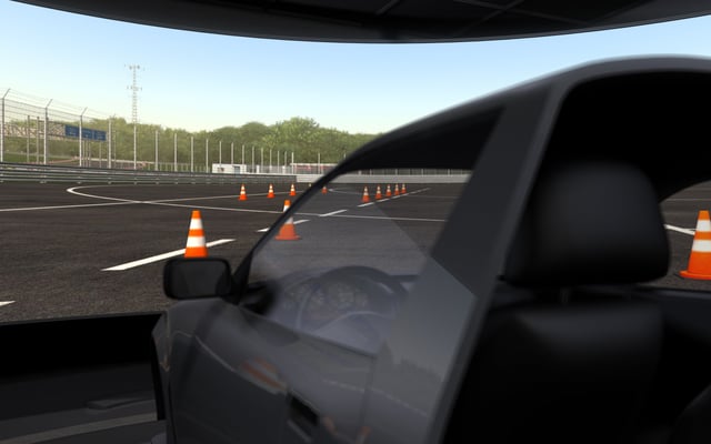 Figure 1 - Driver-in-the-loop simulator platform