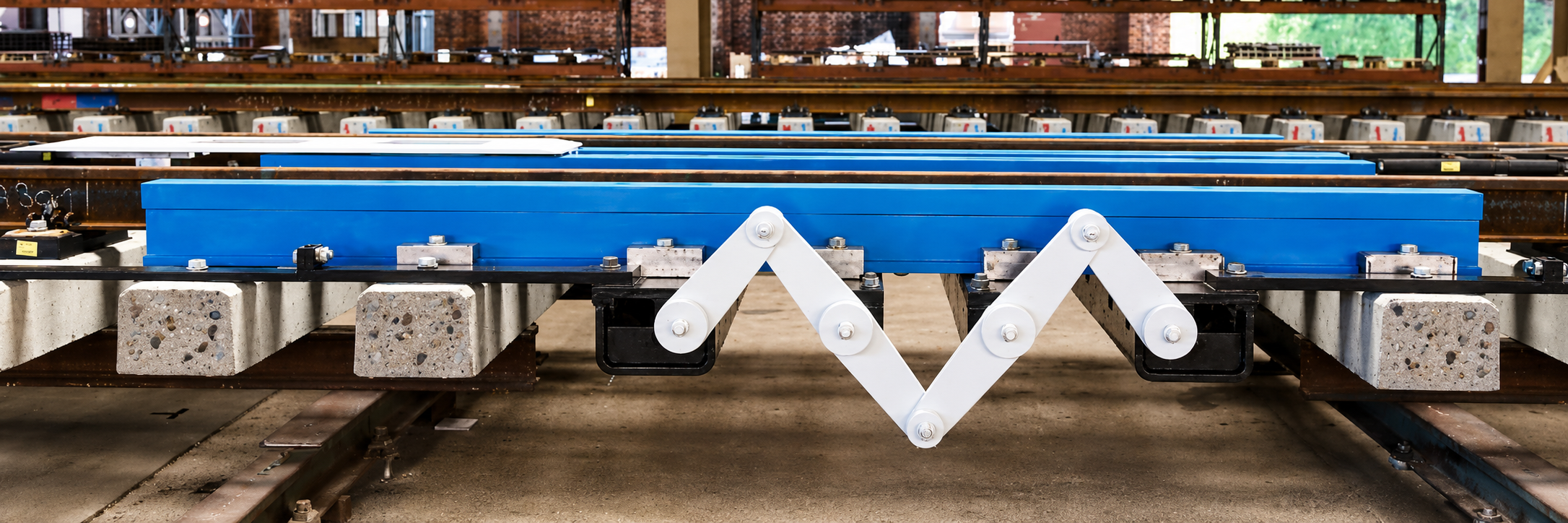 Rail expansion joint